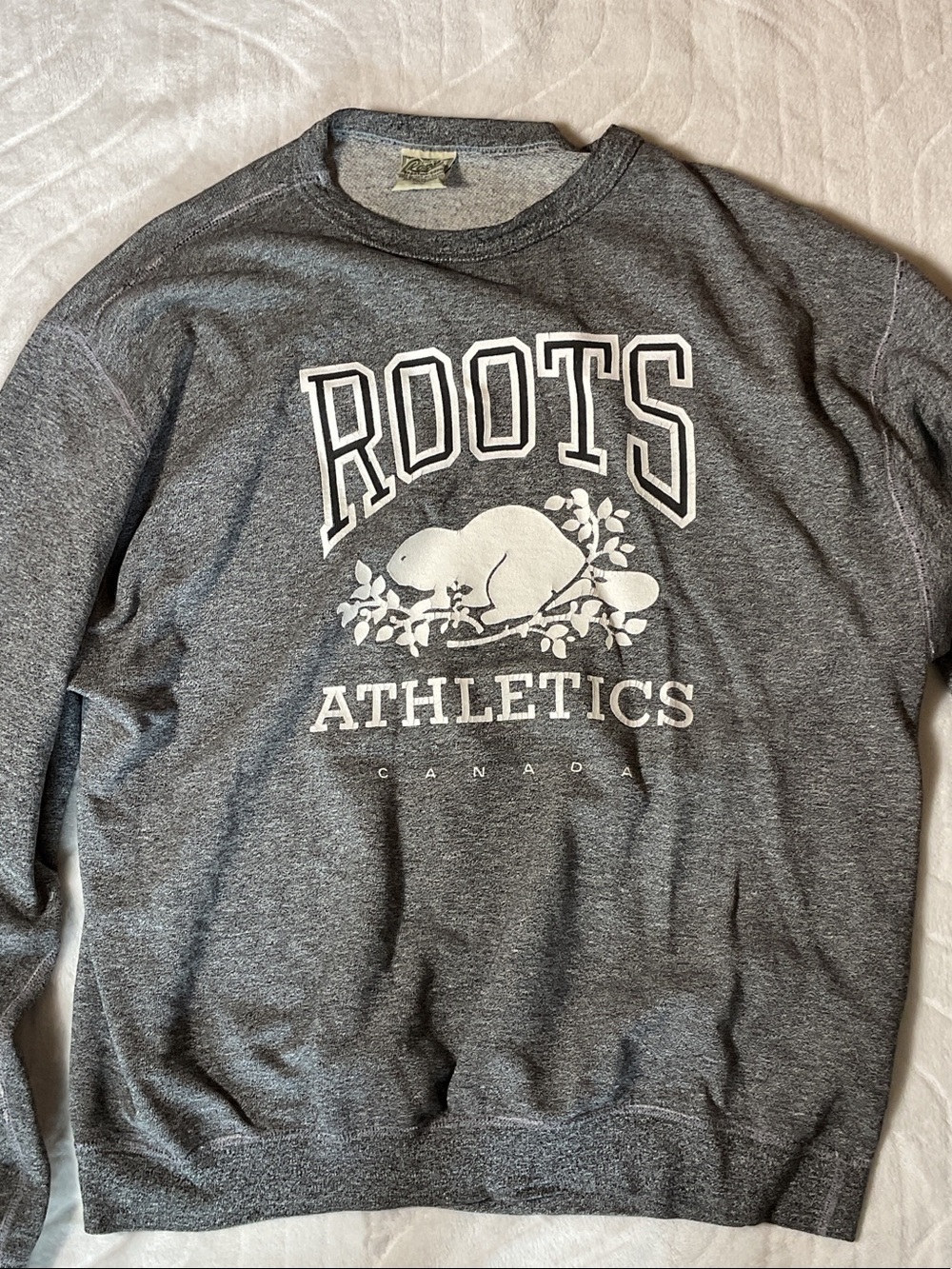 VINTAGE 1990’s ROOTS SWEATSHIRT MADE IN CANADA